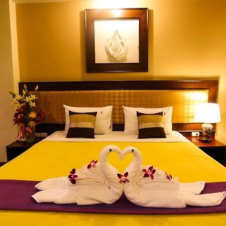 Madina Rayong Hotel Екстериор снимка