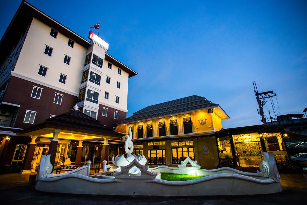 Madina Rayong Hotel Екстериор снимка