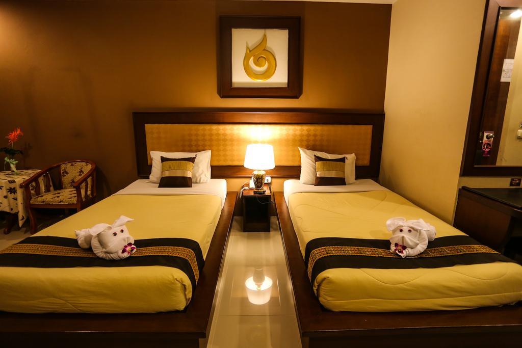 Madina Rayong Hotel Екстериор снимка