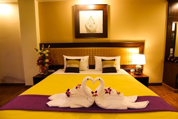 Madina Rayong Hotel Екстериор снимка