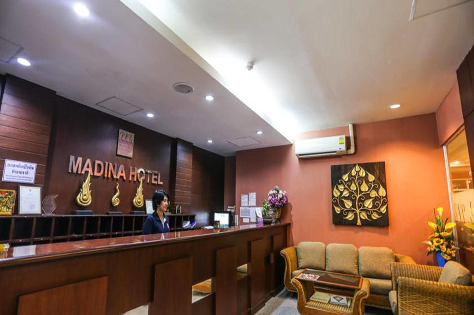 Madina Rayong Hotel Екстериор снимка